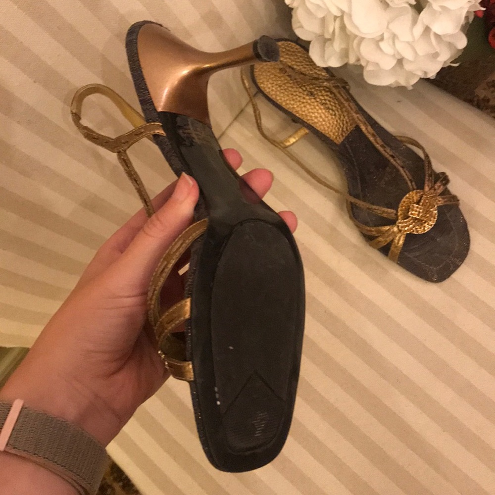 Bandolino Bronzed Jewel Heels - Picture 3 of 5